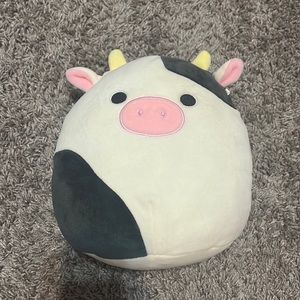 Cow squishmallow